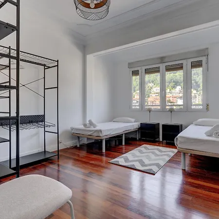 Ulia By Sanse Holidays *