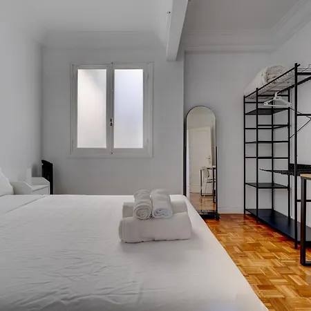 Ulia By Sanse Holidays شقة *